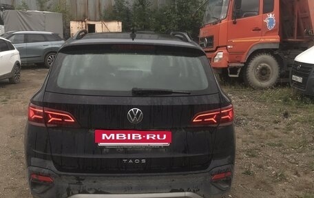 Volkswagen Taos, 2022 год, 2 370 000 рублей, 8 фотография