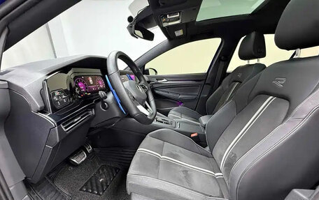 Volkswagen Golf VIII, 2021 год, 1 301 150 рублей, 9 фотография