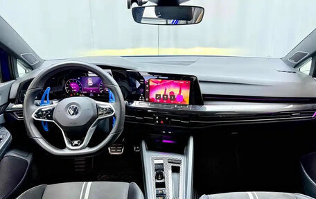 Volkswagen Golf VIII, 2021 год, 1 301 150 рублей, 12 фотография