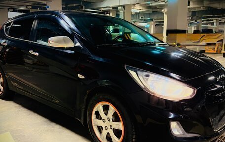 Hyundai Solaris II рестайлинг, 2012 год, 690 000 рублей, 1 фотография