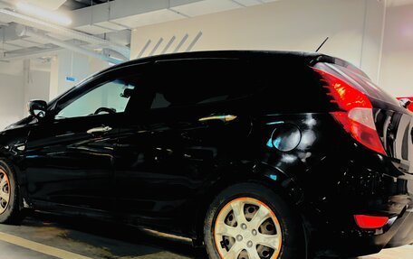 Hyundai Solaris II рестайлинг, 2012 год, 690 000 рублей, 4 фотография