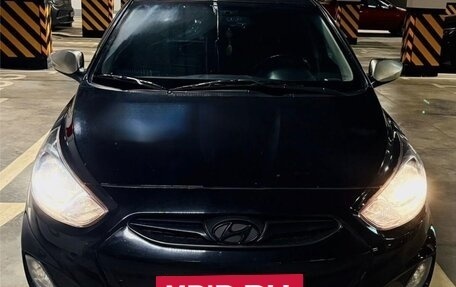 Hyundai Solaris II рестайлинг, 2012 год, 690 000 рублей, 6 фотография