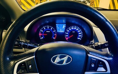 Hyundai Solaris II рестайлинг, 2012 год, 690 000 рублей, 13 фотография