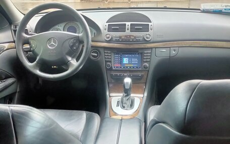 Mercedes-Benz E-Класс, 2002 год, 450 000 рублей, 9 фотография