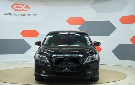 Toyota Camry, 2014 год, 1 390 000 рублей, 2 фотография