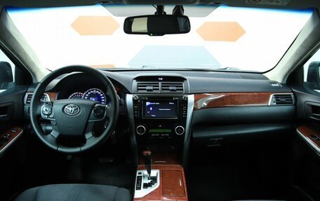 Toyota Camry, 2014 год, 1 390 000 рублей, 12 фотография