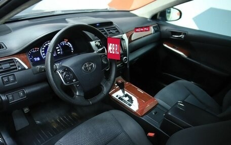 Toyota Camry, 2014 год, 1 390 000 рублей, 10 фотография