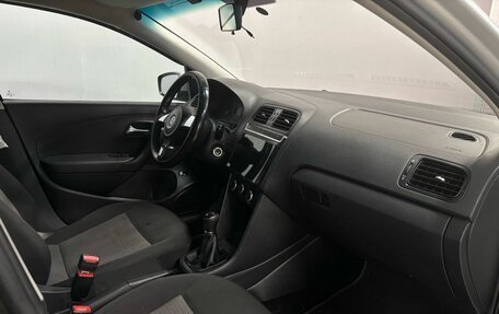 Volkswagen Polo VI (EU Market), 2014 год, 670 000 рублей, 11 фотография