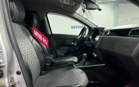 Renault Duster, 2021 год, 1 999 000 рублей, 10 фотография