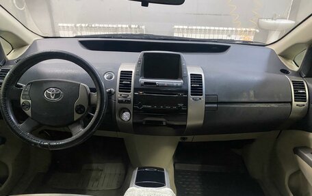 Toyota Prius, 2007 год, 590 000 рублей, 6 фотография