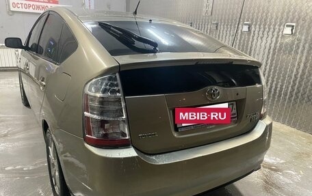 Toyota Prius, 2007 год, 590 000 рублей, 4 фотография