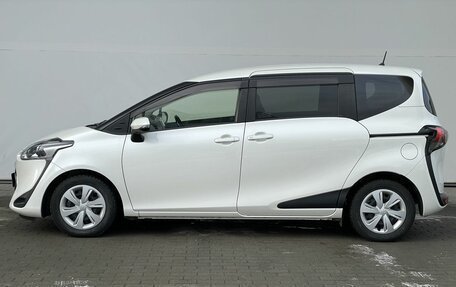 Toyota Sienta II, 2019 год, 1 398 000 рублей, 8 фотография