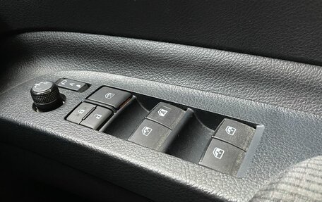 Toyota Sienta II, 2019 год, 1 398 000 рублей, 23 фотография