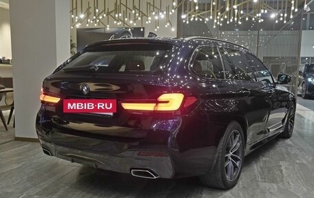 BMW 5 серия, 2020 год, 4 300 000 рублей, 2 фотография