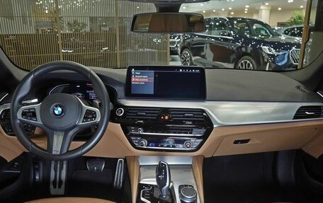 BMW 5 серия, 2020 год, 4 300 000 рублей, 10 фотография