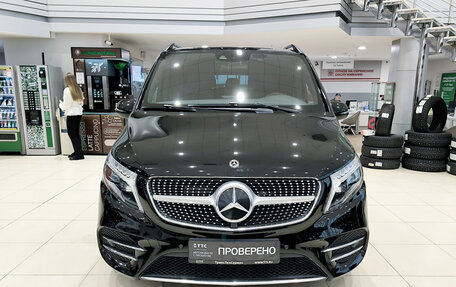 Mercedes-Benz V-Класс, 2020 год, 6 195 000 рублей, 2 фотография