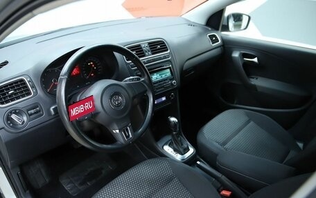 Volkswagen Polo VI (EU Market), 2012 год, 850 000 рублей, 10 фотография