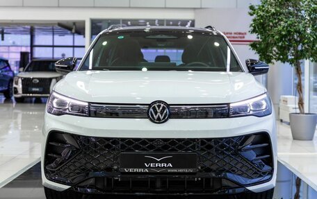 Volkswagen Tiguan, 2025 год, 5 290 000 рублей, 2 фотография
