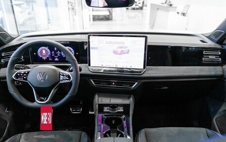 Volkswagen Tiguan, 2025 год, 5 290 000 рублей, 18 фотография