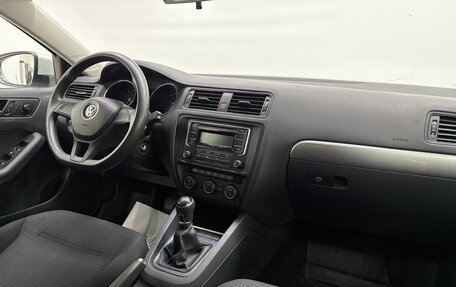 Volkswagen Jetta VI, 2015 год, 1 130 000 рублей, 12 фотография