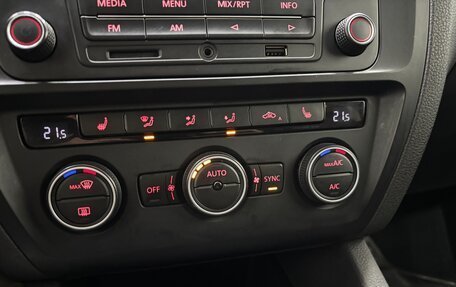 Volkswagen Jetta VI, 2015 год, 1 130 000 рублей, 18 фотография