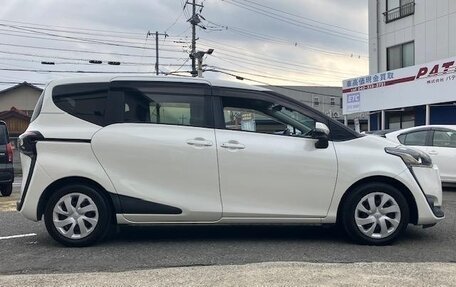 Toyota Sienta II, 2018 год, 959 555 рублей, 7 фотография