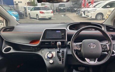 Toyota Sienta II, 2018 год, 959 555 рублей, 15 фотография
