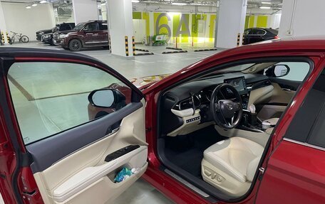 Toyota Camry, 2021 год, 3 760 000 рублей, 4 фотография