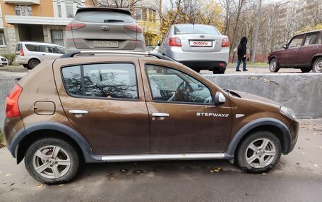 Renault Sandero I, 2014 год, 1 100 000 рублей, 2 фотография