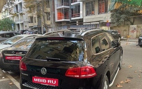 Volkswagen Touareg III, 2013 год, 2 100 000 рублей, 2 фотография