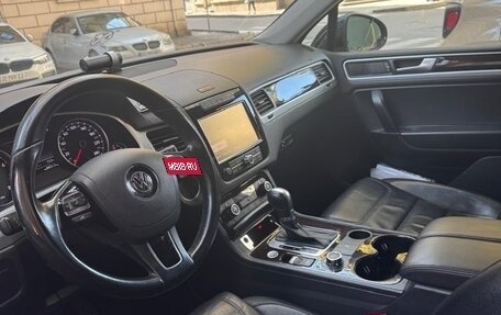 Volkswagen Touareg III, 2013 год, 2 100 000 рублей, 8 фотография