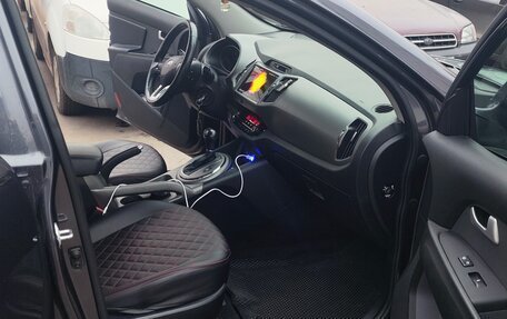 KIA Sportage III, 2014 год, 2 100 000 рублей, 11 фотография