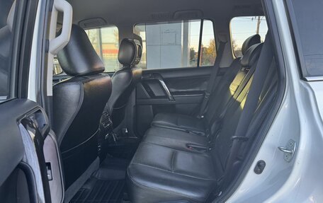 Toyota Land Cruiser Prado 150 рестайлинг 2, 2013 год, 3 657 500 рублей, 11 фотография