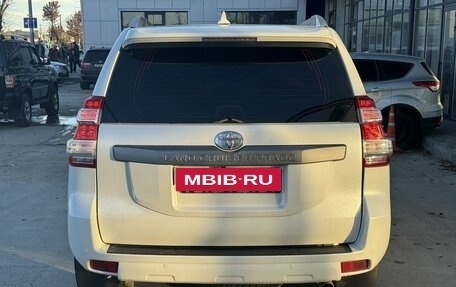 Toyota Land Cruiser Prado 150 рестайлинг 2, 2013 год, 3 657 500 рублей, 5 фотография