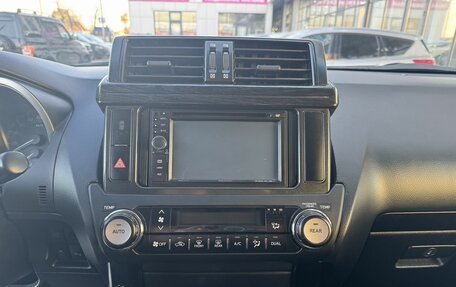 Toyota Land Cruiser Prado 150 рестайлинг 2, 2013 год, 3 657 500 рублей, 16 фотография