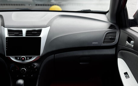 Hyundai Solaris II рестайлинг, 2013 год, 729 000 рублей, 16 фотография