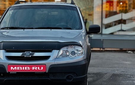 Chevrolet Niva I рестайлинг, 2018 год, 719 000 рублей, 8 фотография