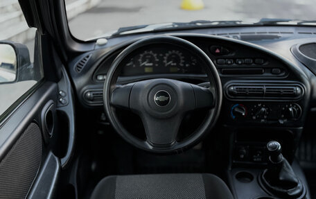 Chevrolet Niva I рестайлинг, 2018 год, 719 000 рублей, 12 фотография