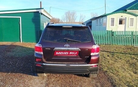 Toyota Highlander III, 2011 год, 2 500 000 рублей, 6 фотография