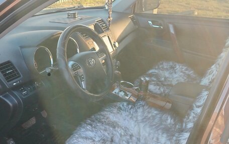 Toyota Highlander III, 2011 год, 2 500 000 рублей, 19 фотография