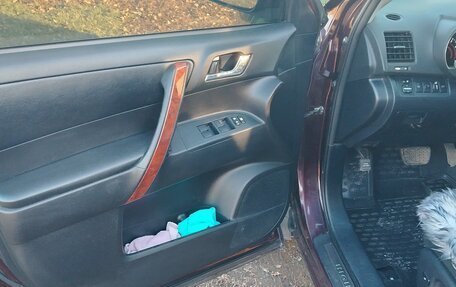 Toyota Highlander III, 2011 год, 2 500 000 рублей, 15 фотография