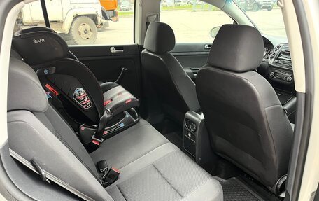 Volkswagen Golf Plus II, 2013 год, 675 000 рублей, 18 фотография