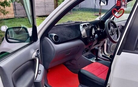 Toyota RAV4, 2001 год, 850 000 рублей, 12 фотография