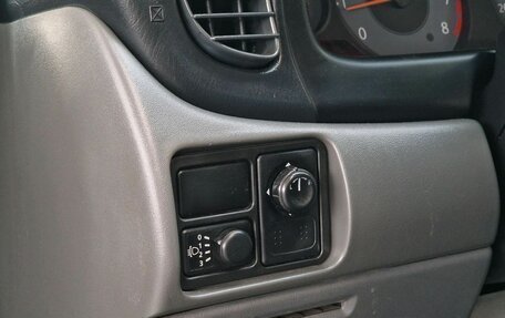 Nissan Almera Classic, 2010 год, 250 000 рублей, 18 фотография