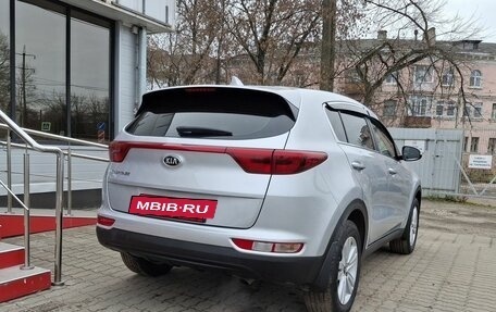 KIA Sportage IV рестайлинг, 2018 год, 2 139 000 рублей, 3 фотография