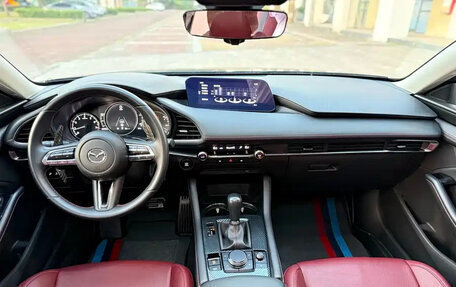 Mazda 3, 2021 год, 1 190 100 рублей, 11 фотография