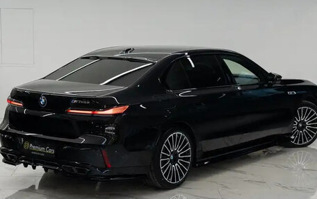 BMW 7 серия, 2025 год, 21 000 000 рублей, 4 фотография