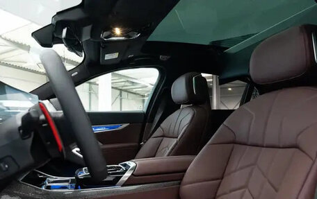 BMW 7 серия, 2025 год, 21 000 000 рублей, 15 фотография