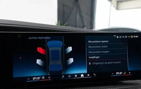 BMW 7 серия, 2025 год, 21 000 000 рублей, 14 фотография