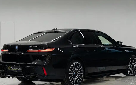 BMW 7 серия, 2025 год, 21 000 000 рублей, 32 фотография